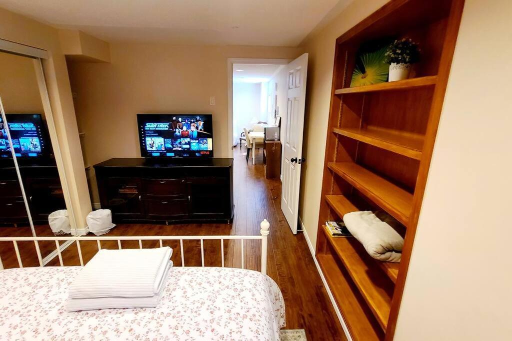 Spacious And Bright Unit With Natural Light. Pickering Exteriér fotografie